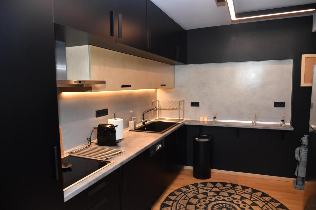 Luxurious Loft With Breathtaking Acropolis View Apartment เอเธนส์ ภายนอก รูปภาพ