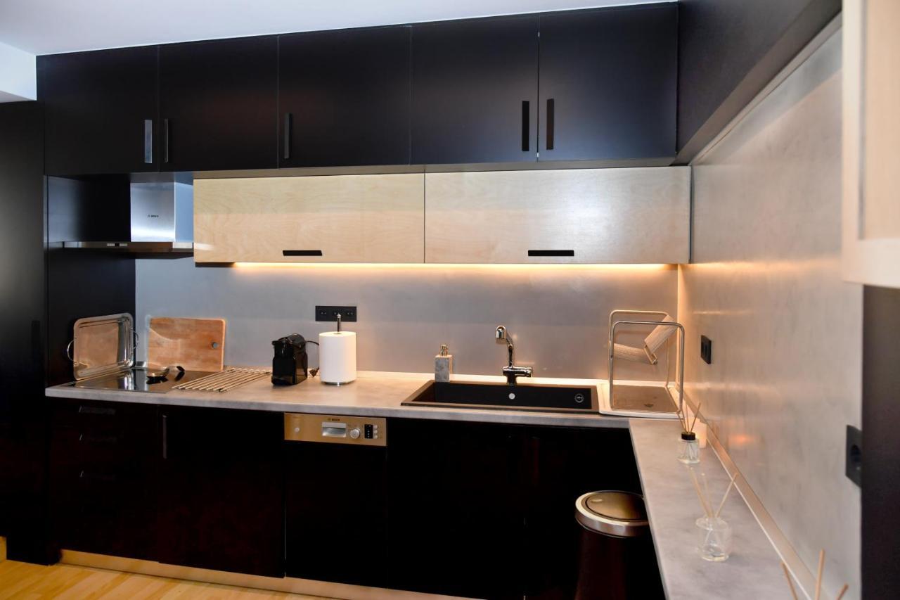 Luxurious Loft With Breathtaking Acropolis View Apartment เอเธนส์ ภายนอก รูปภาพ